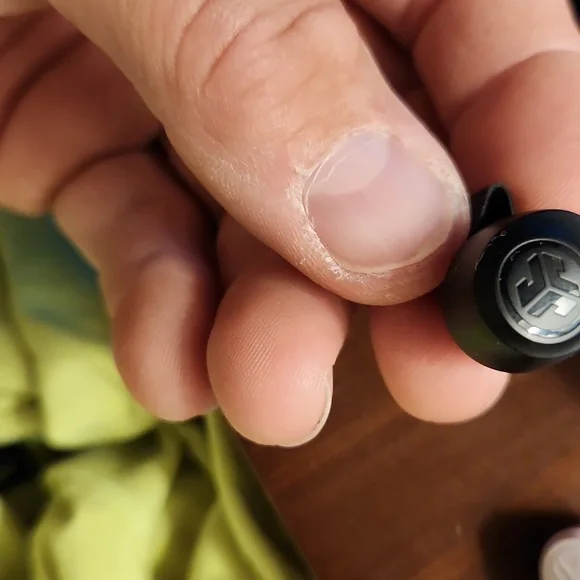 JLab Sets Of Ear Buds. 2 Sets Never Used - Picture 3 of 4